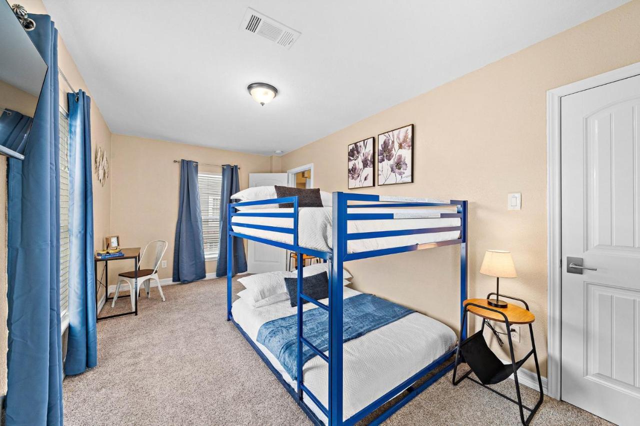 Nr Med Center, Dt, Midtown Game Room Sleep 16 Houston Buitenkant foto